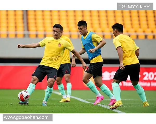 亚运男足球员风采展现各国明星齐聚赛场争夺荣耀